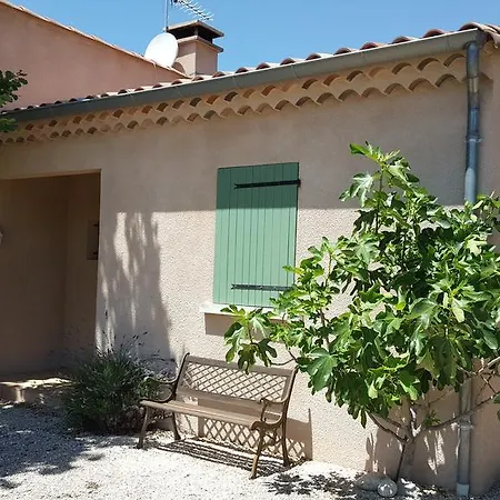 Des Vignes Apartment